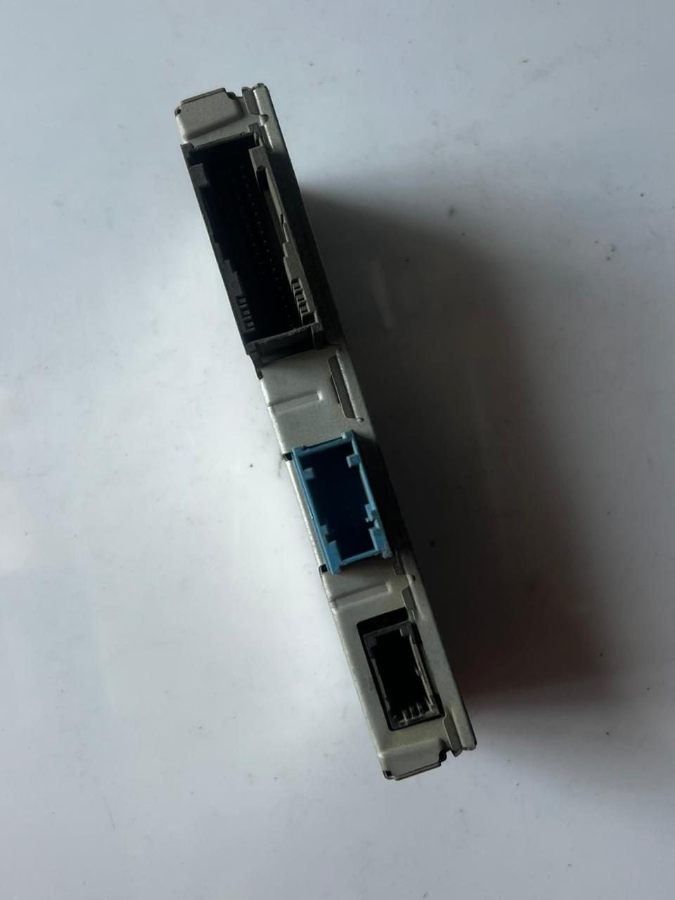 2009-2011 BMW 750i Central Gateway Control Module 9158342 7 Series 740i, 750i, 7