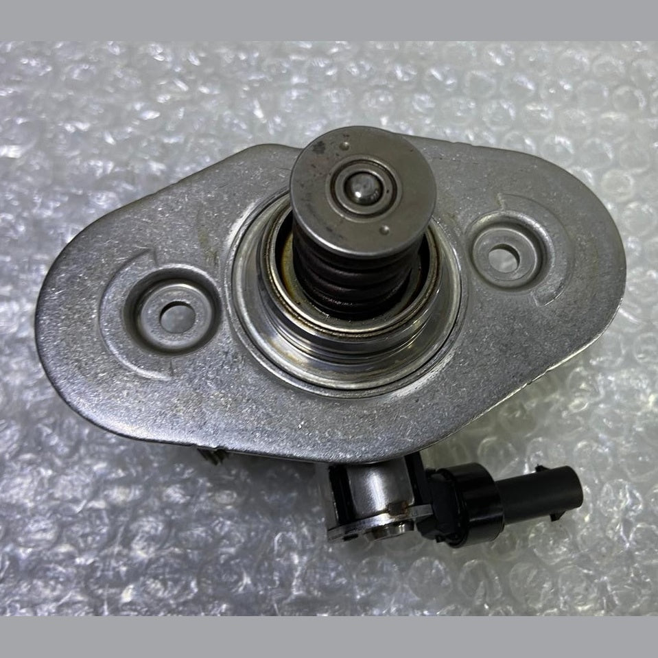OEM BMW B38 B58 B46 F20 F22 F30 F31 F32 G30 High Pressure Fuel Pump 7642466