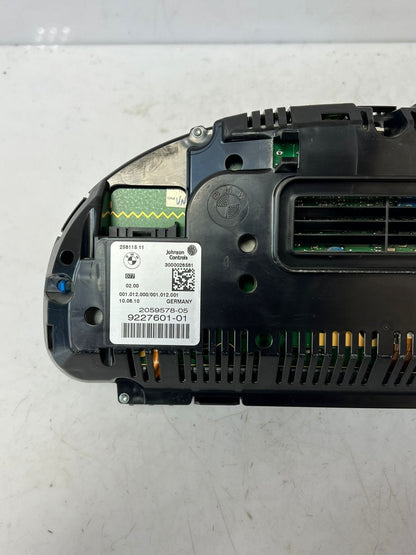 2010-11 BMW 528i F10 F11 F18 F07 535I Instrument Cluster SPEEDOMETER 9227601 OEM
