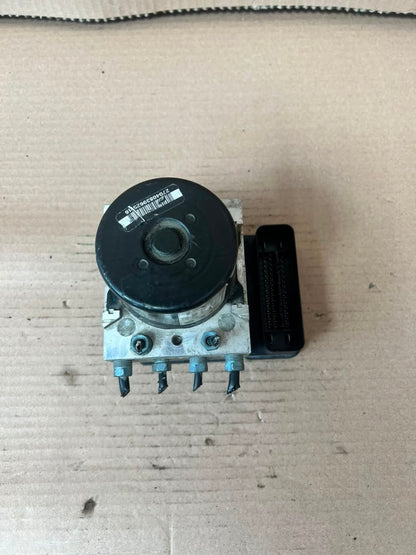 BMW 1 Series F20 F21 and 3 Series F30 Abs Pump Hydraulic Braking Unit 6791719 