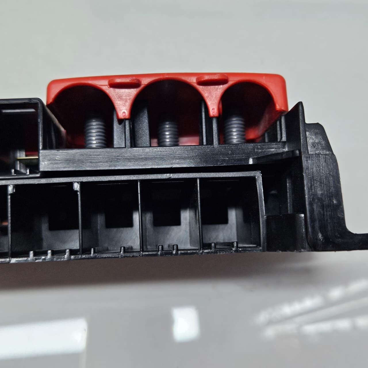 2019-2025 BMW X5 X6 Power Distribution Fuse Box 8717955 OEM
