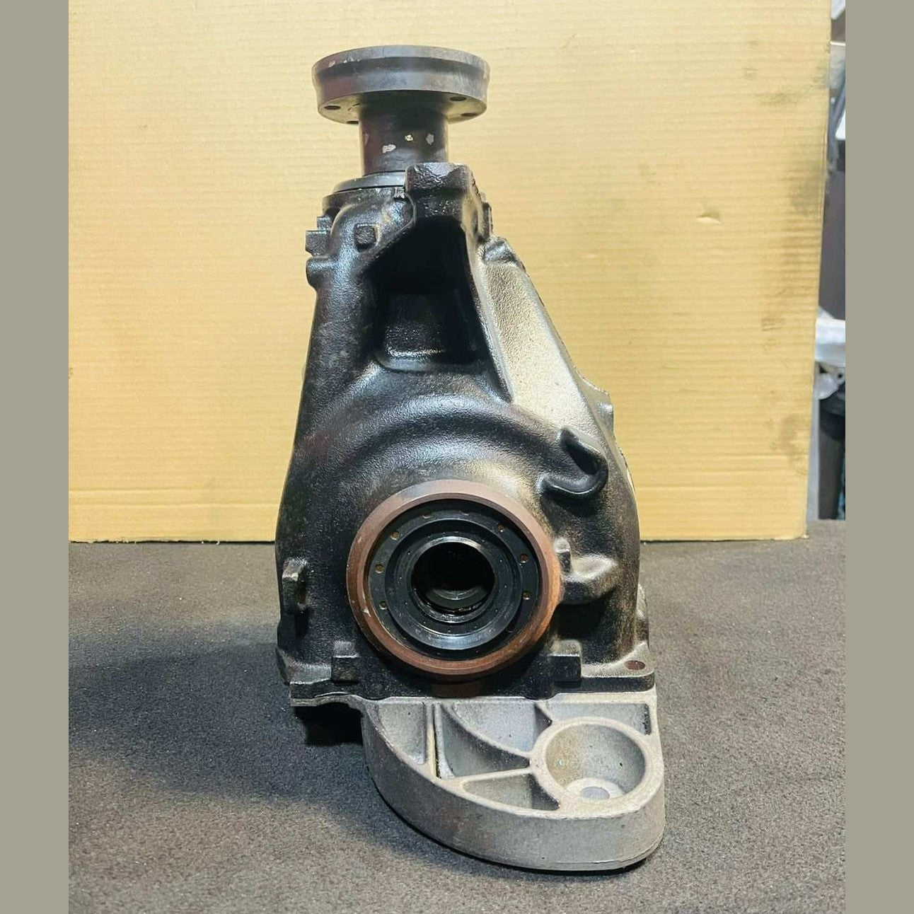 2006-2007 BMW 525i BMW 5 Series E60 E61 525i 523i Rear Differential 7560606