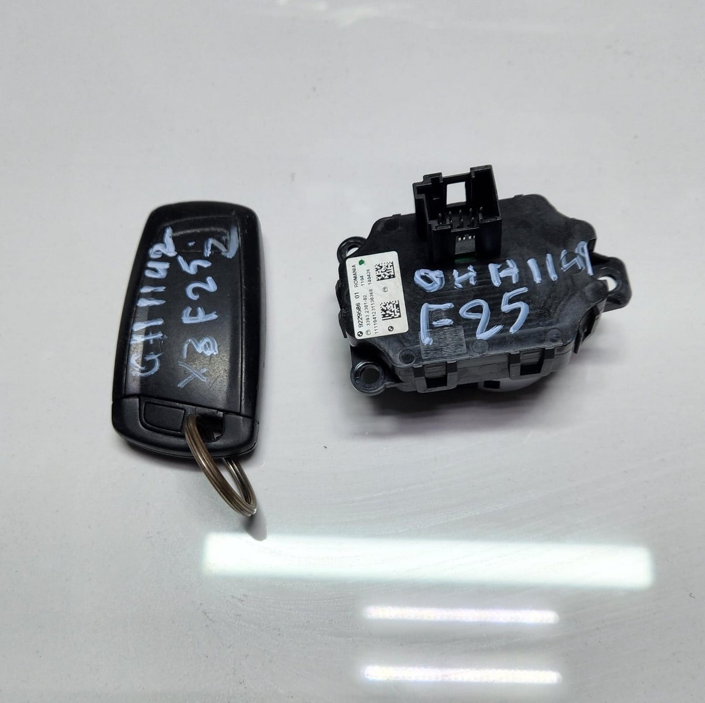 2010-2017 BMW X3 3.0d N57 Engine Control Unit 8511907 F10 F11 530d F25 OEM