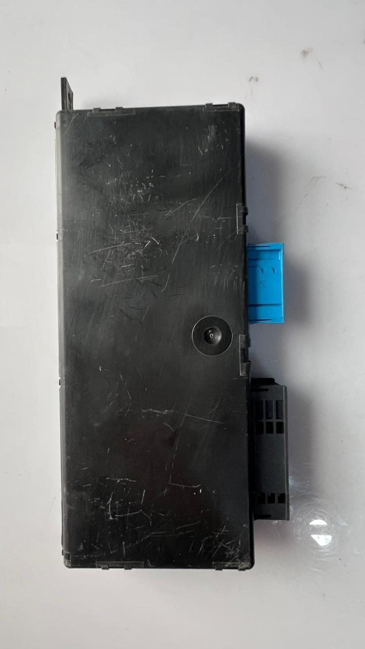 2011-2016 BMW 528i Central Gateway Control Module 9267515 F10 F11