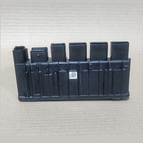 BMW X3 G01 INTEGRATED SUPPLY POWER DISTRIBUTION MODULE OEM 8638551