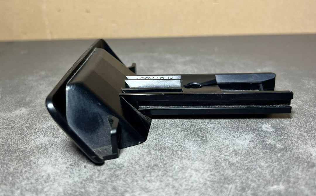 2008-2014 MERCEDES-BENZ W204 C-Class PARKING BRAKE CONTROL SWITCH A204 4270020
