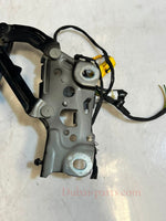 Load image into Gallery viewer, 2018 BMW 7 5 Series G30 G31 ENGINE BONNET Hood Hinge PASSENGER SIDE 7347407 OEM