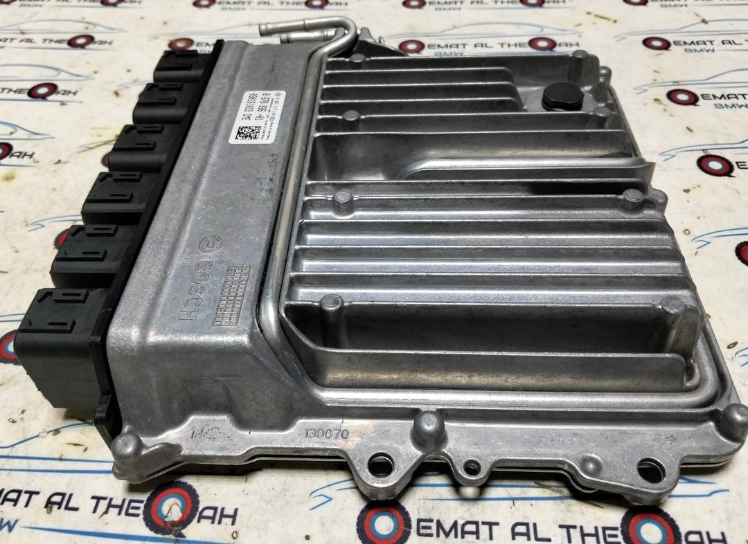 2016-2018 BMW 750 G12 750XI N63 Engine Control Module 8678936