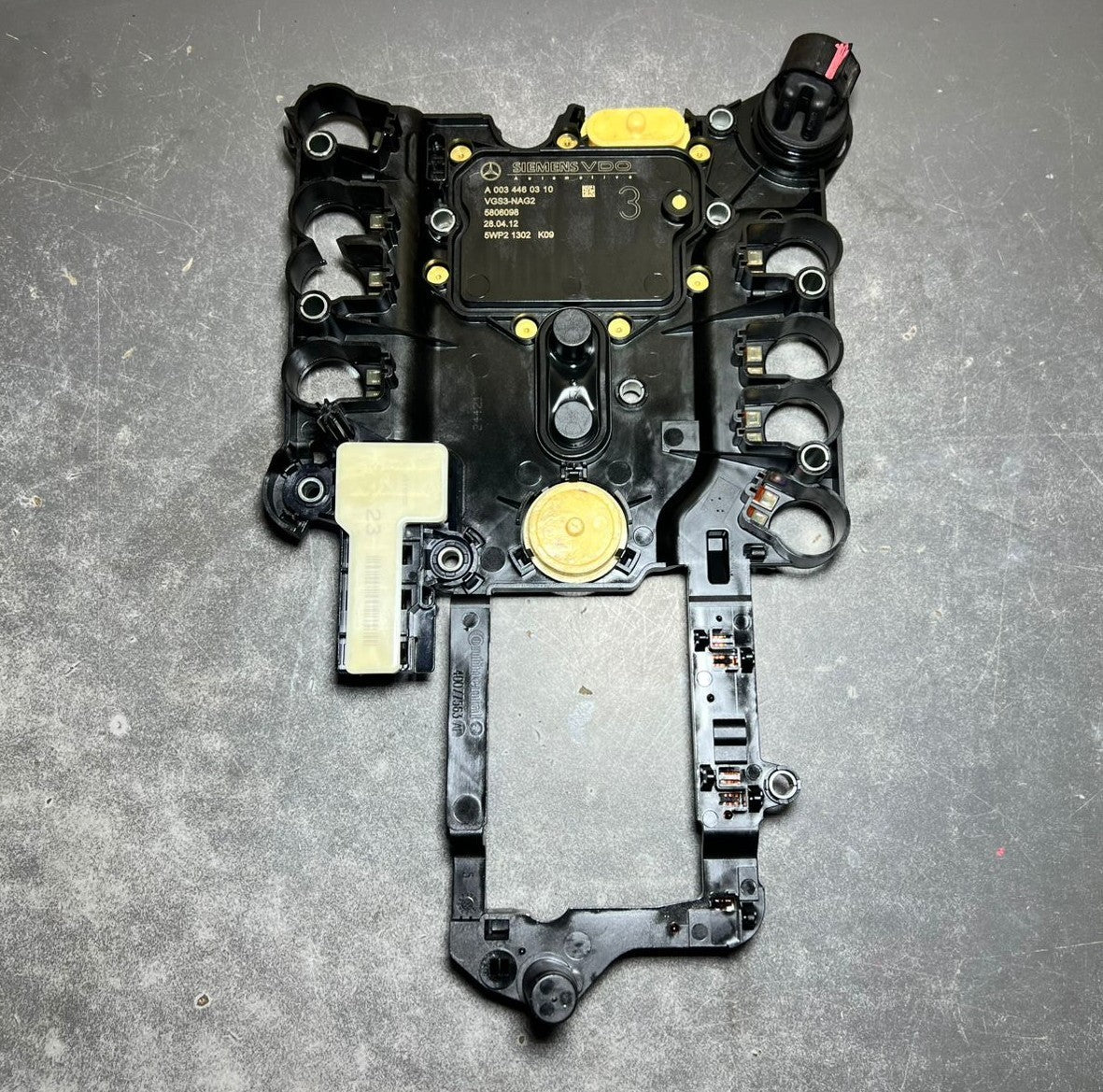 Mercedes-Benz 722.9 Transmission Siemens Conductor Plate VGS3 4PIN TCU – OEM