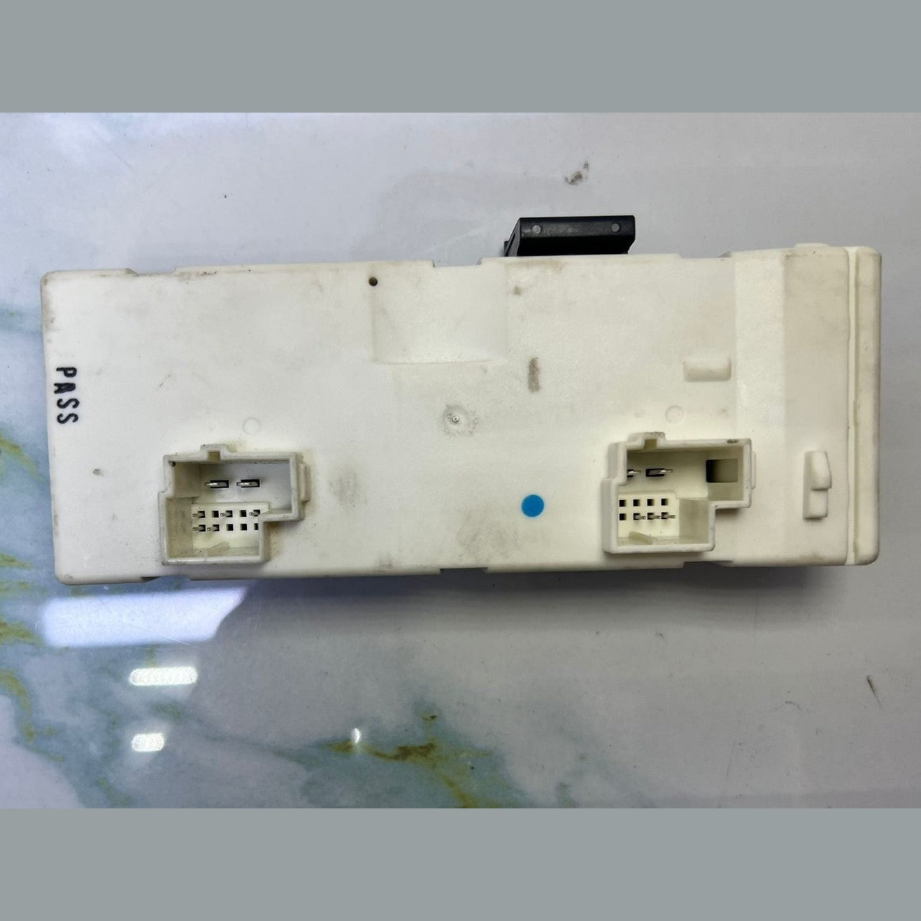 Genuine Mercedes-Benz W222 S-Class Trunk Lid Control Unit A 222 900 60 08