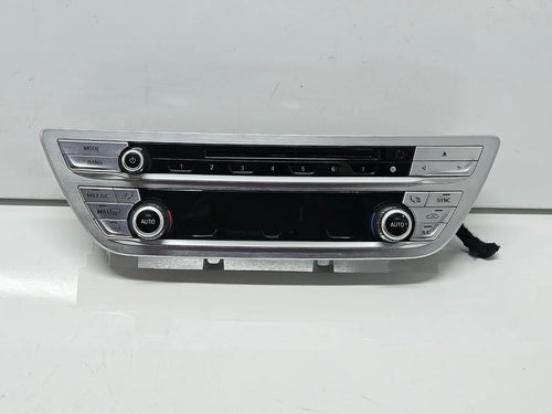 6822775-16-19 BMW 740i G11 G12 A/C and Heater Control Panel OEM