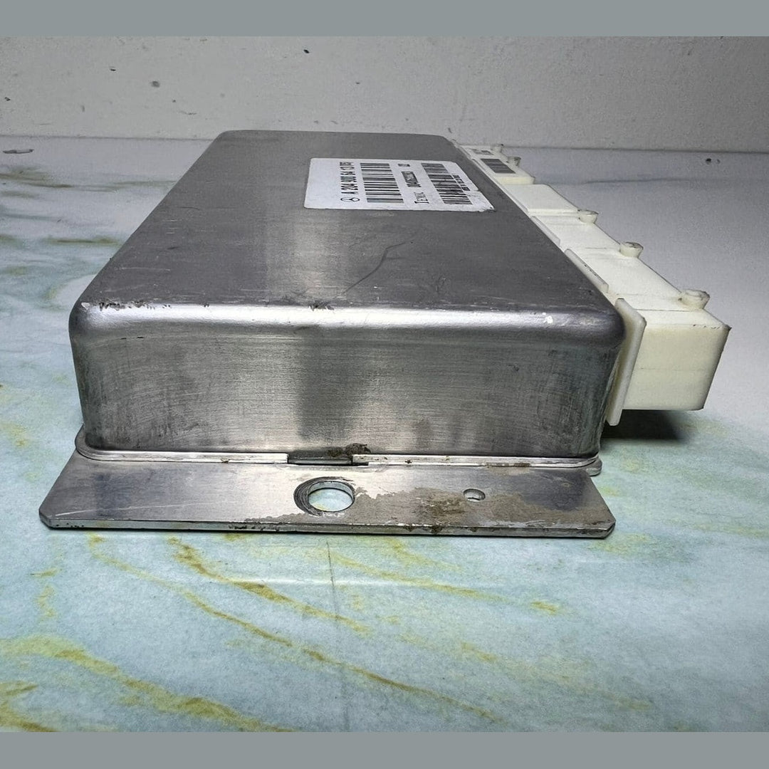 Mercedes Airmatic Air Suspension Damper Adjustment Control Unit A2049006413 W204