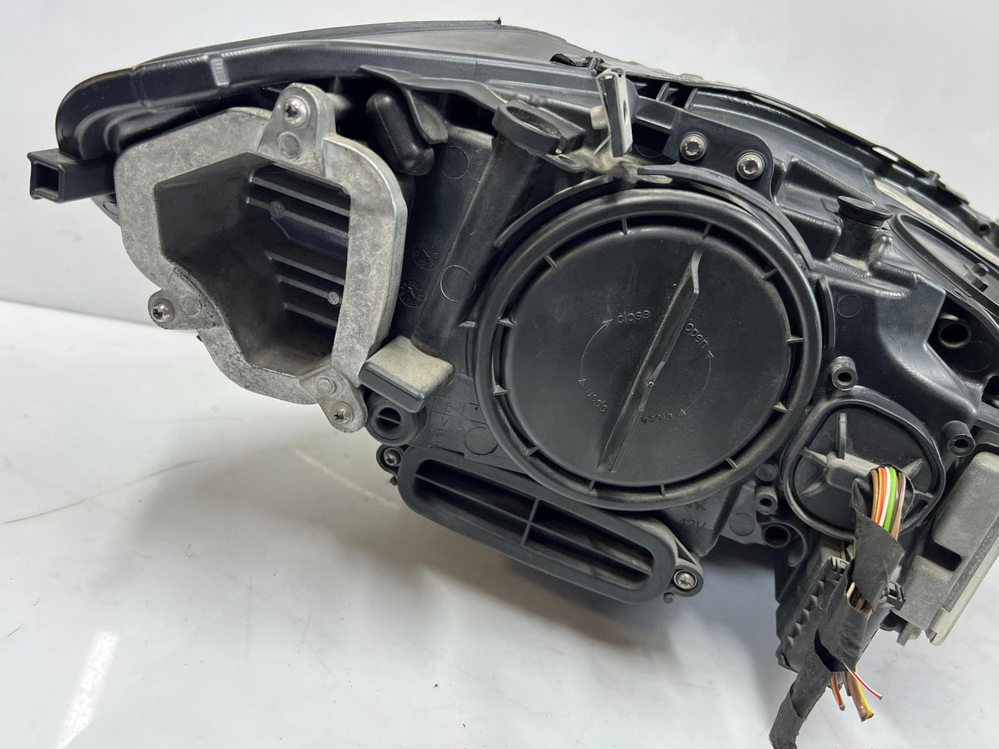 BMW Xenon headlight for BMW 5 Series F10 F11 Pre-2010-2014 7203247