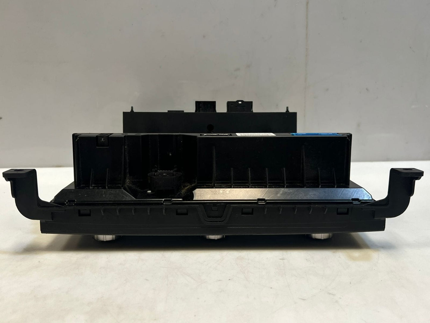 BMW 5 Series E60 E61 N62N Climate Control Unit Chrome Auto 6988504 OEM