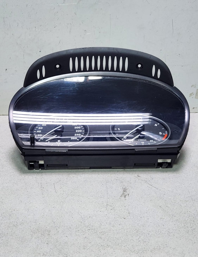 2007-2013 BMW X5 Instrument Cluster Speedometer 9153843 X5 E70