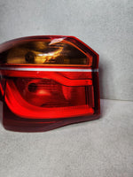 Bild in die Galerieansicht laden, 2015-2020 BMW X1 Rear Tail Light 7488545 X1 F48 sDrive18d 
