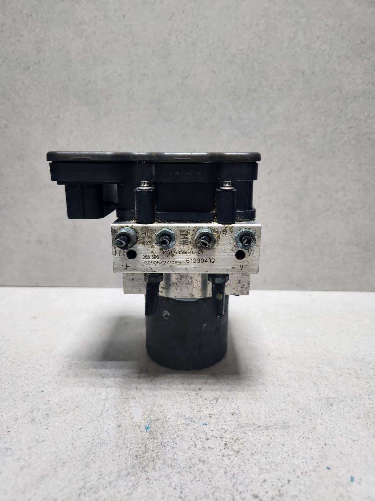2013-2018 BMW X5 Abs Pump Module Assembly 6866247 F15 F16 F85 F86 X5 OEM