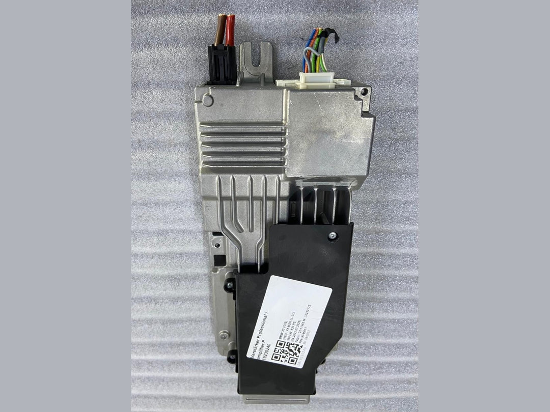 OEM BMW G30 G12 G15 G16 F90 G05 G06 G07 Sound Amplifier Booster Module 5A52E25
