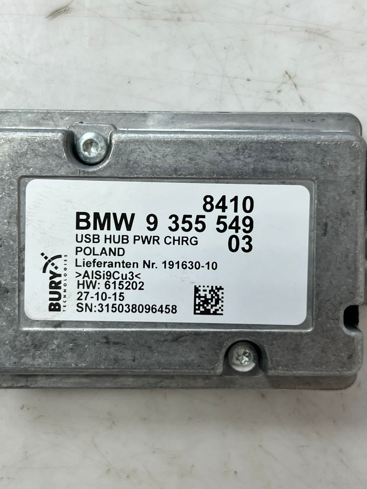 2016-22 BMW 330i F20 F21 F22 F30 F32 F45 F87 USB Hub Control Module 9355549 OEM