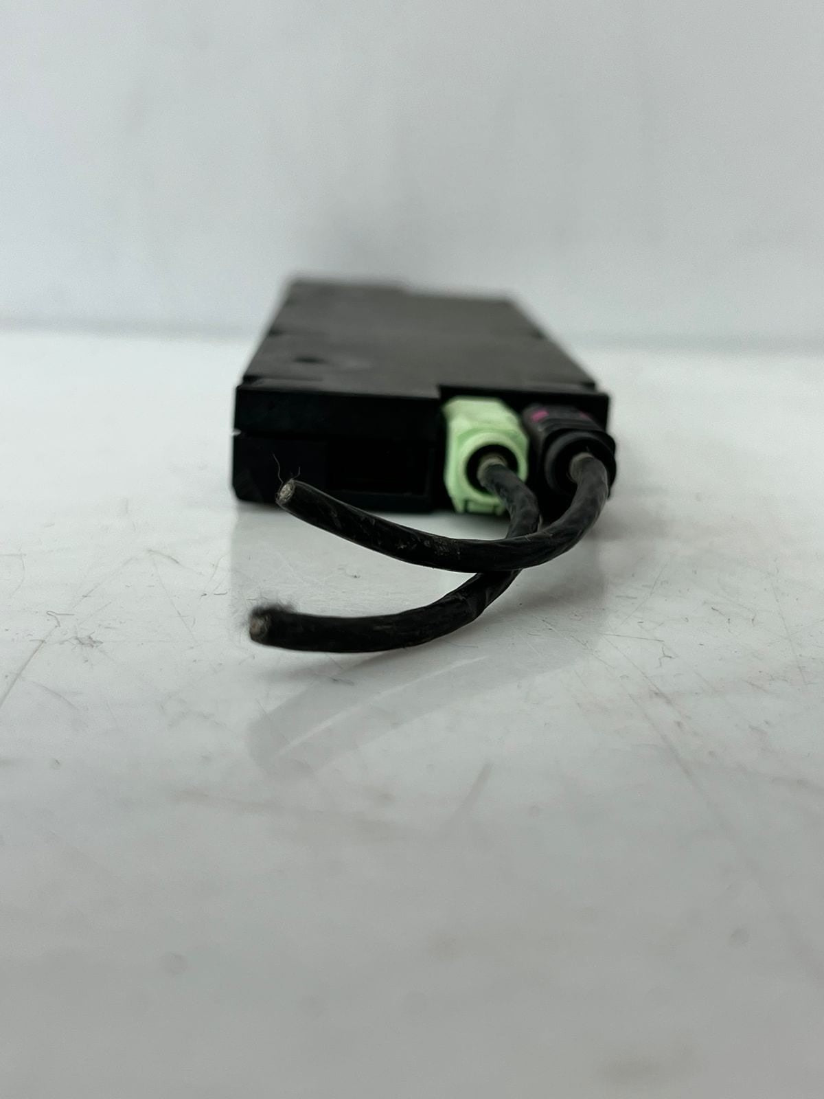 BMW 5 SERIES F11 LCI Antenna Amplifier Diversity 9276041 OEM