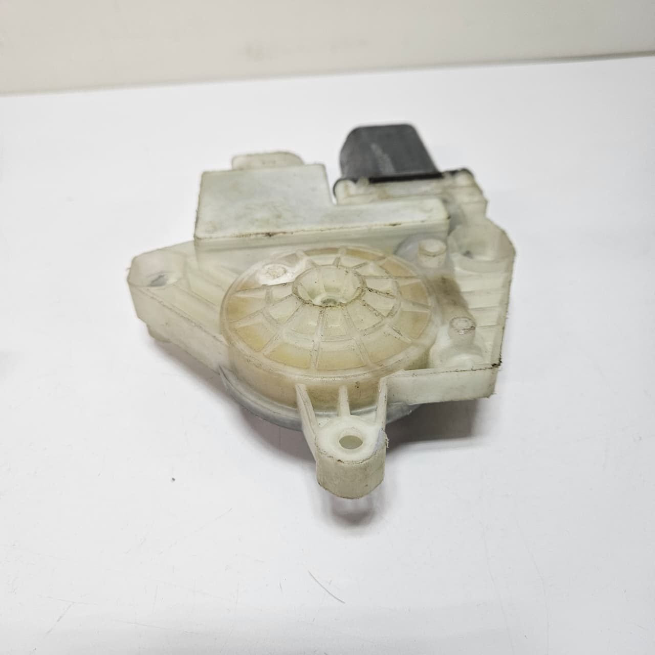 2015 BMW G11 G12 G30 740Li Door Window Regulator motor 7455082 Front Right