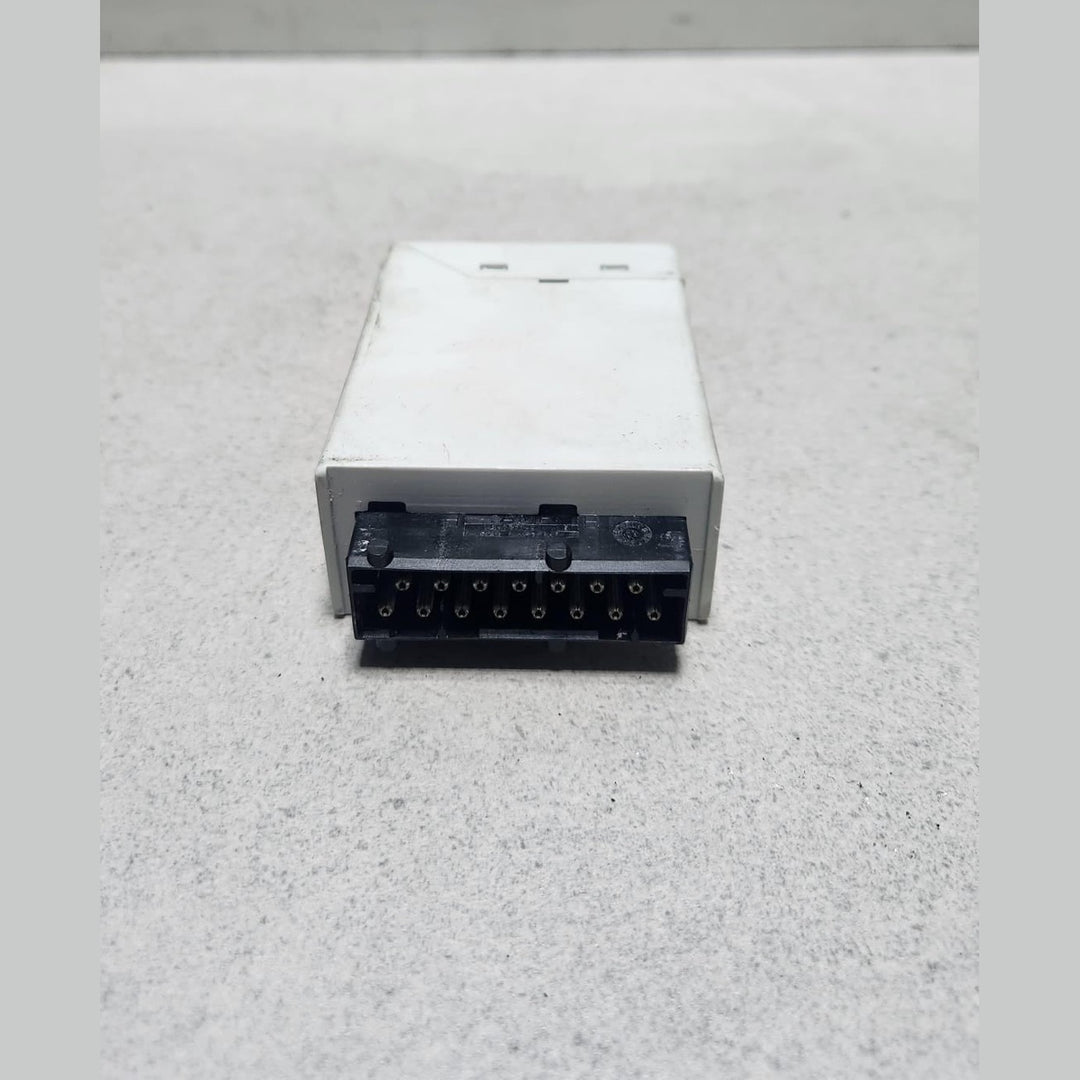 2004-2006 BMW 525i Micro Power Control Module 6939655 E60 E61 E63 E64