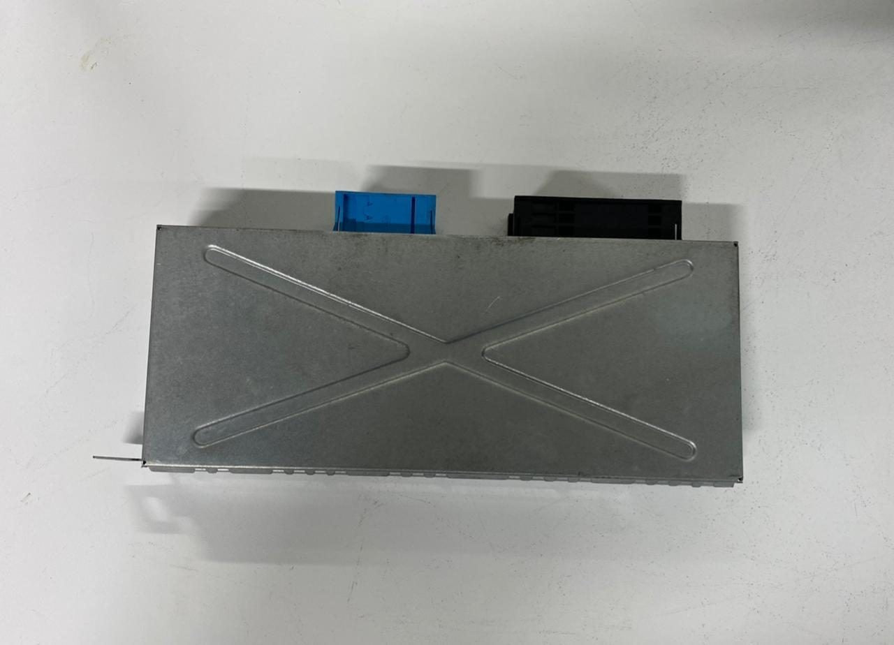 2011-2016 BMW 535i, 550i, 640i, and 740i CENTRAL GATEWAY CONTROL MODULE 9244261