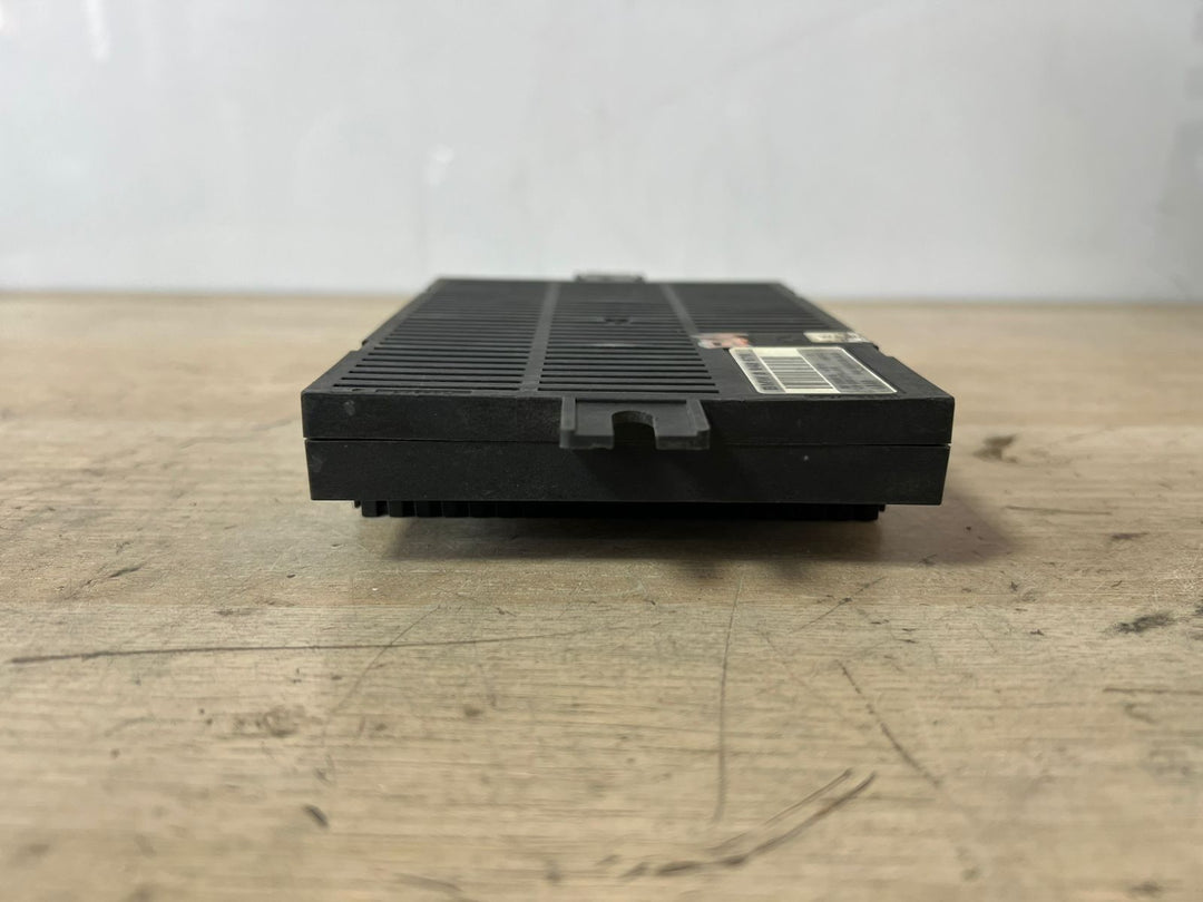 2002 BMW 745i Xenon Light Control Module 6948576 5 Series E60 and 7 Series E65 v
