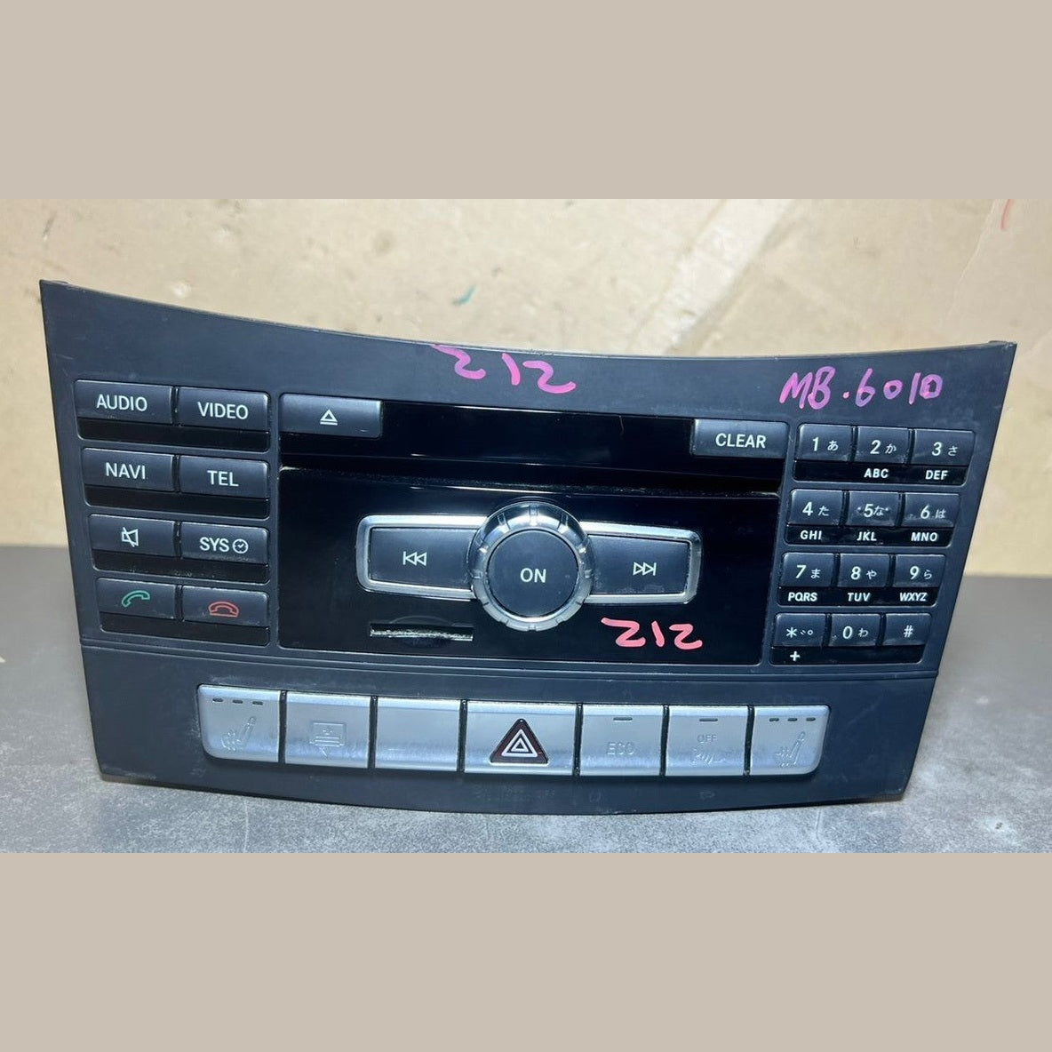 2012–2014 Mercedes-Benz W212 E-Class Head Unit CD Player A212 9007526 OEM