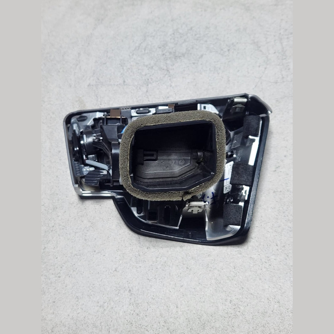 2020 BMW M4 Dashboard Air Vent Grill 6848617 3 Series G20 4 Series G22 G23 G24 