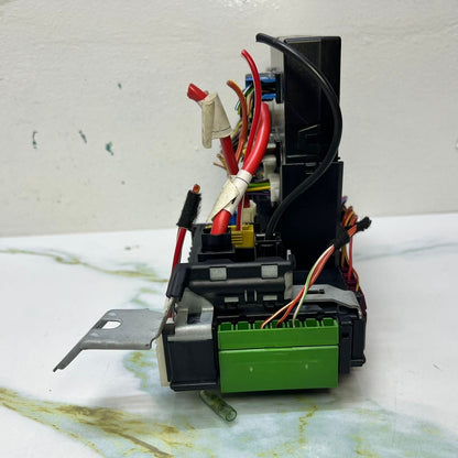 2010-2016 Mercedes-Benz E350 Rear Fuse Relay Box Sam Assy 212 9004001 W212 E550
