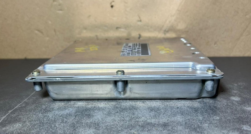 02-09 Mercedes W211 E-Class Engine Control Module Unit ECM ECU A112 1533079 OEM