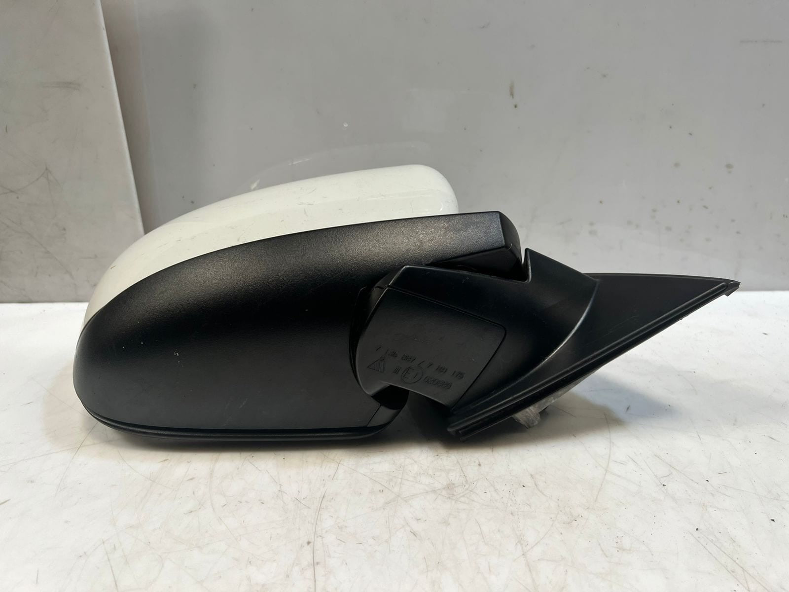 2006-2013 BMW X5 E70 Right Side Mirror Housing 2607094 7136887 7181175 OEM