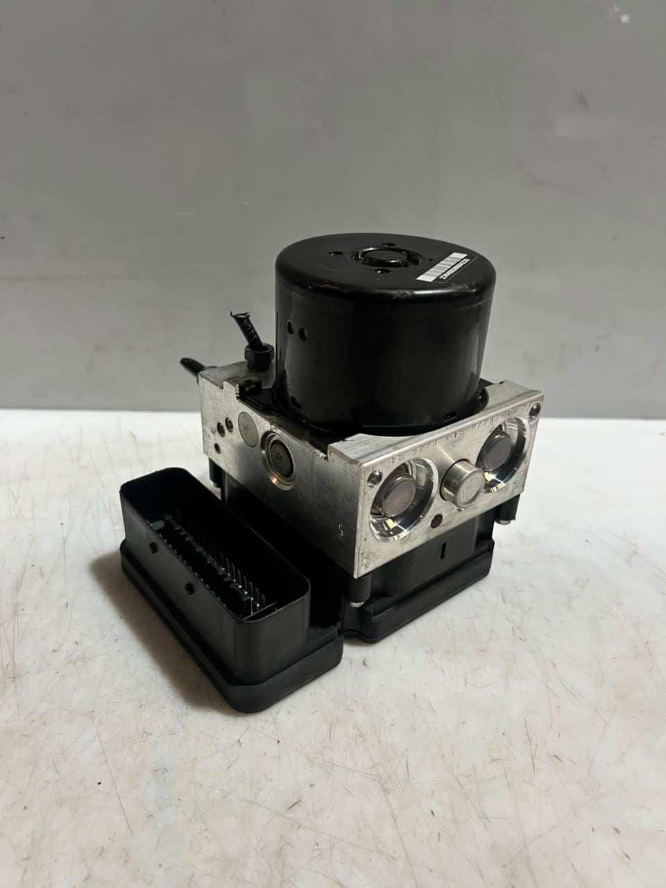 BMW F30 F31 F32 320I ABS Anti Lock Brake Pump Module 3451-6857323-01 OEM