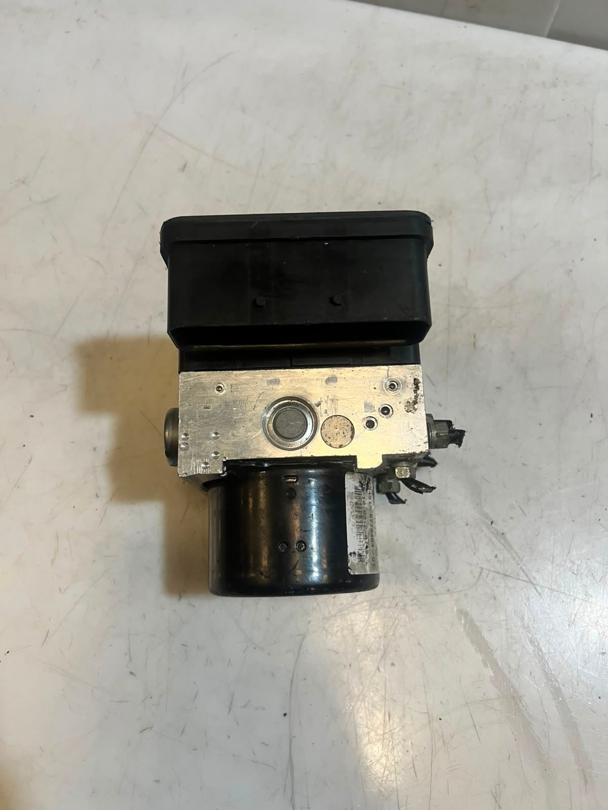 2007-2010 BMW E90 E91 E92 328i ABS HYDRAULIC Pump Module 6778485 OEM