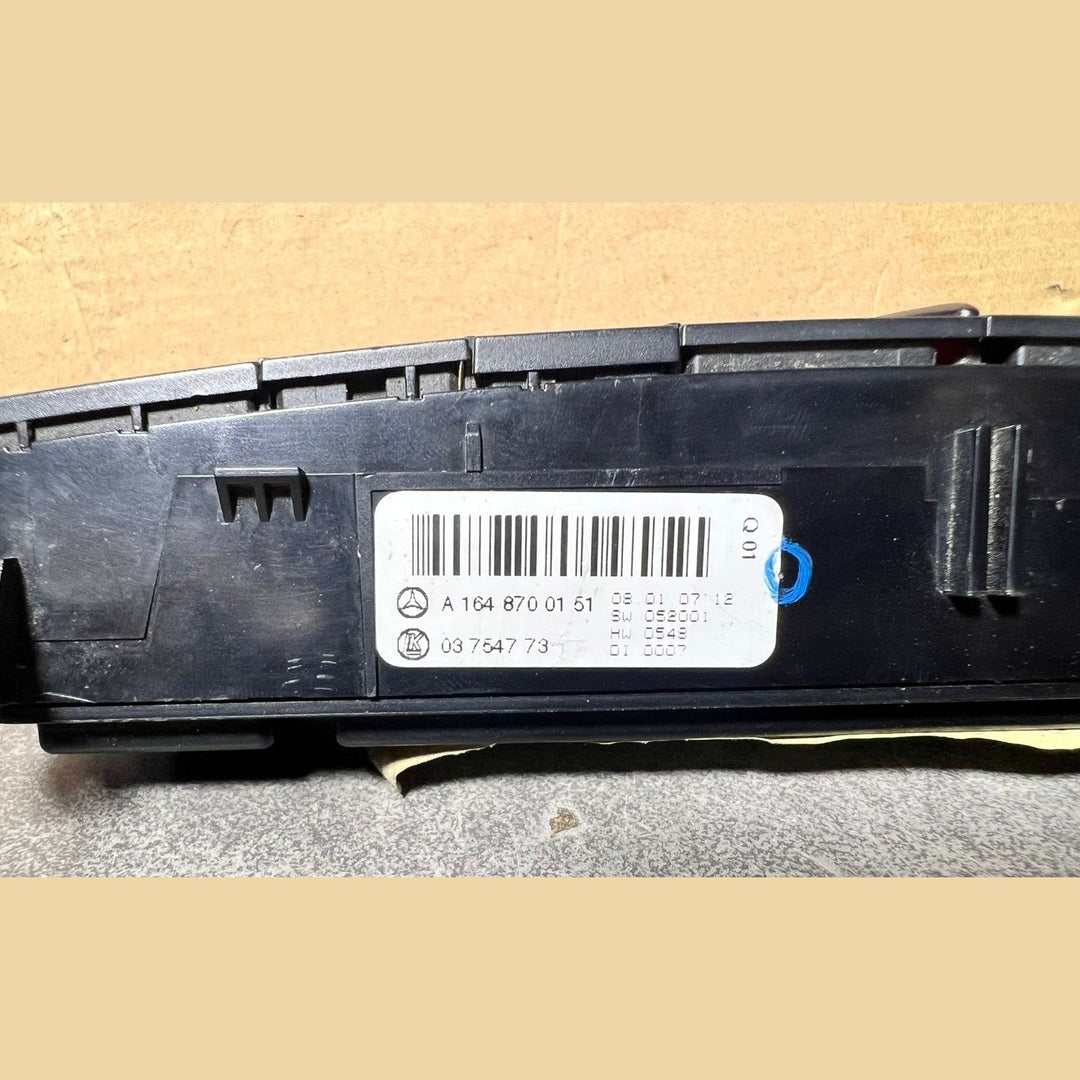 07-13 Mercedes W164 ML GL Schalter Bedienfeld Fahrwerk ESP S/M A164 8700151