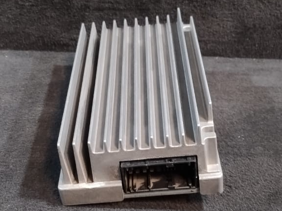 BMW 320i 328i 335i F30 AUDIO AMPLIFIER MODULE UNIT AMB -HIFI OEM - 9282666