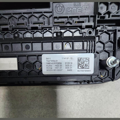 2019-2020 BMW 530e Climate Control And Audio Control Panel 7947859