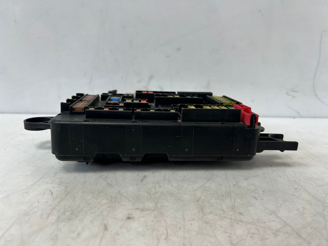 2014-2015 BMW 320i, 328i, 335i Rear Power Distribution Fuse Box 9337882 OEM