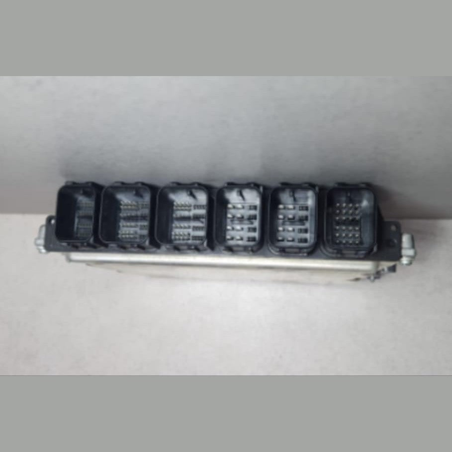 BMW F30 F31 F32 F33 F34 F35 B48 330i 430i Engine Control Unit DME 8676533 OEM