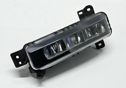 8089525-2018-2022 BMW X5 G05 B57 RHD Front  Left Fog Light OEM
