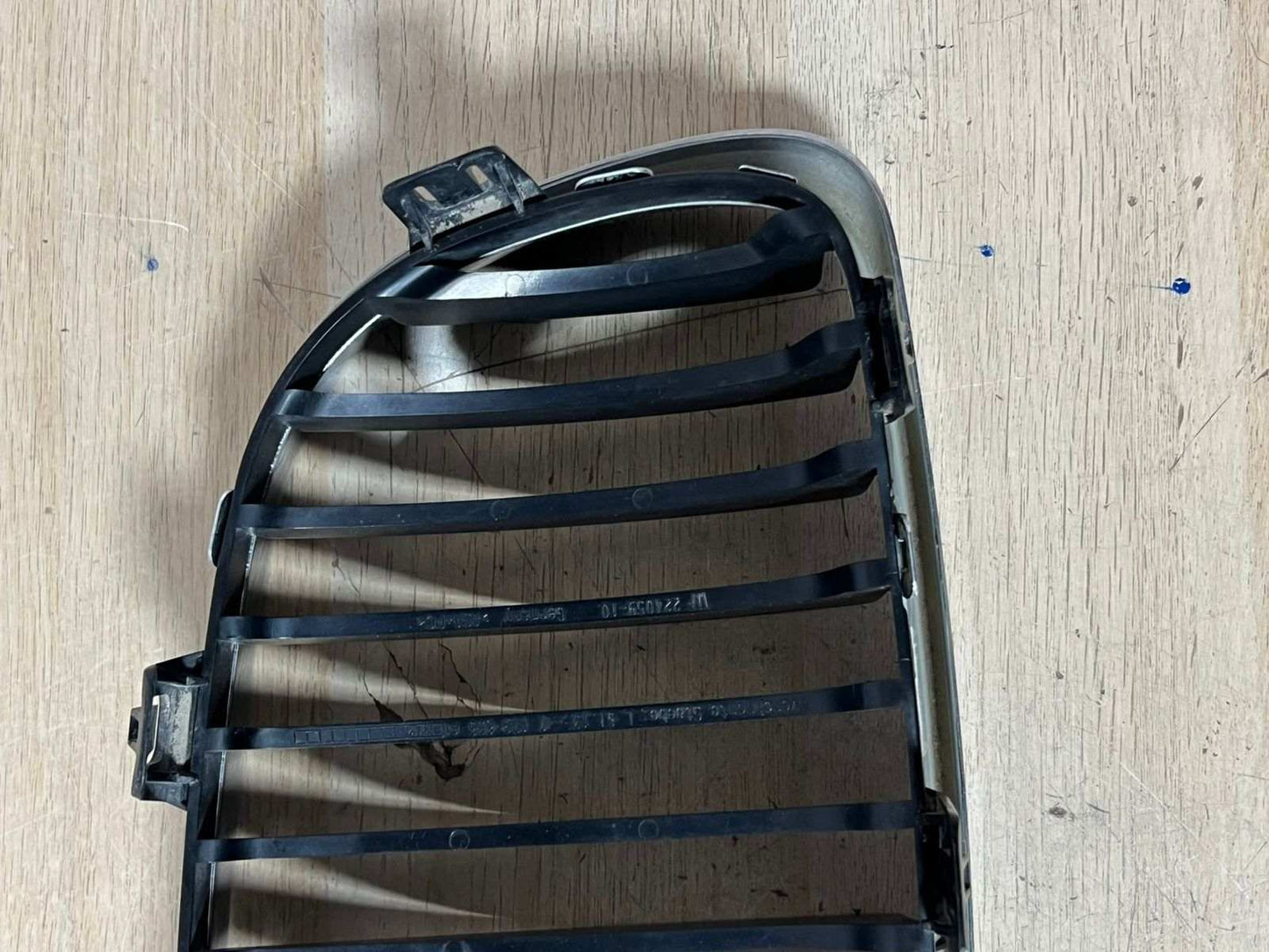 2007 BMW 1 SERIES E82 E87 E88 Grille With Chrome Frame Kidney Left 7166439 Used