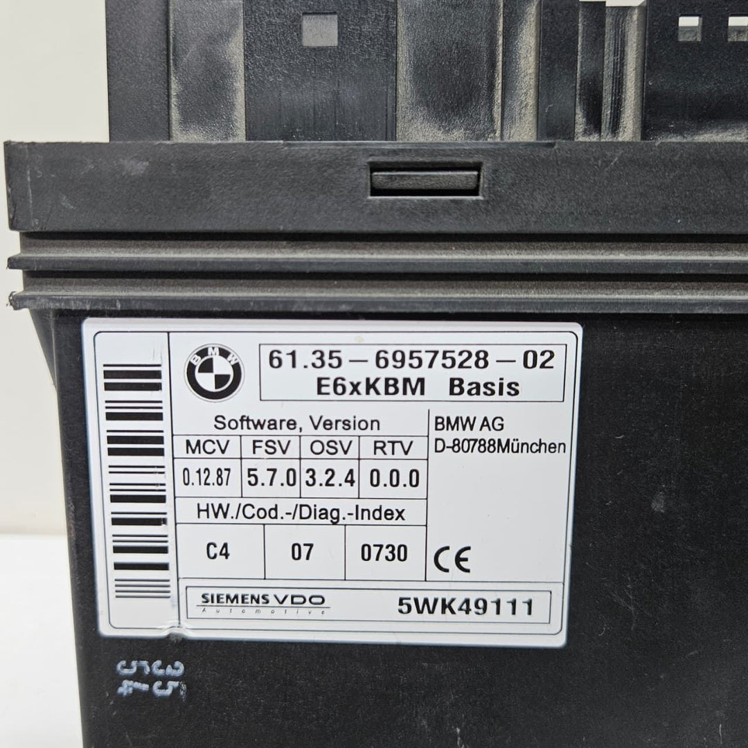 2004-2005 BMW 530i Body Control Module 6957528
