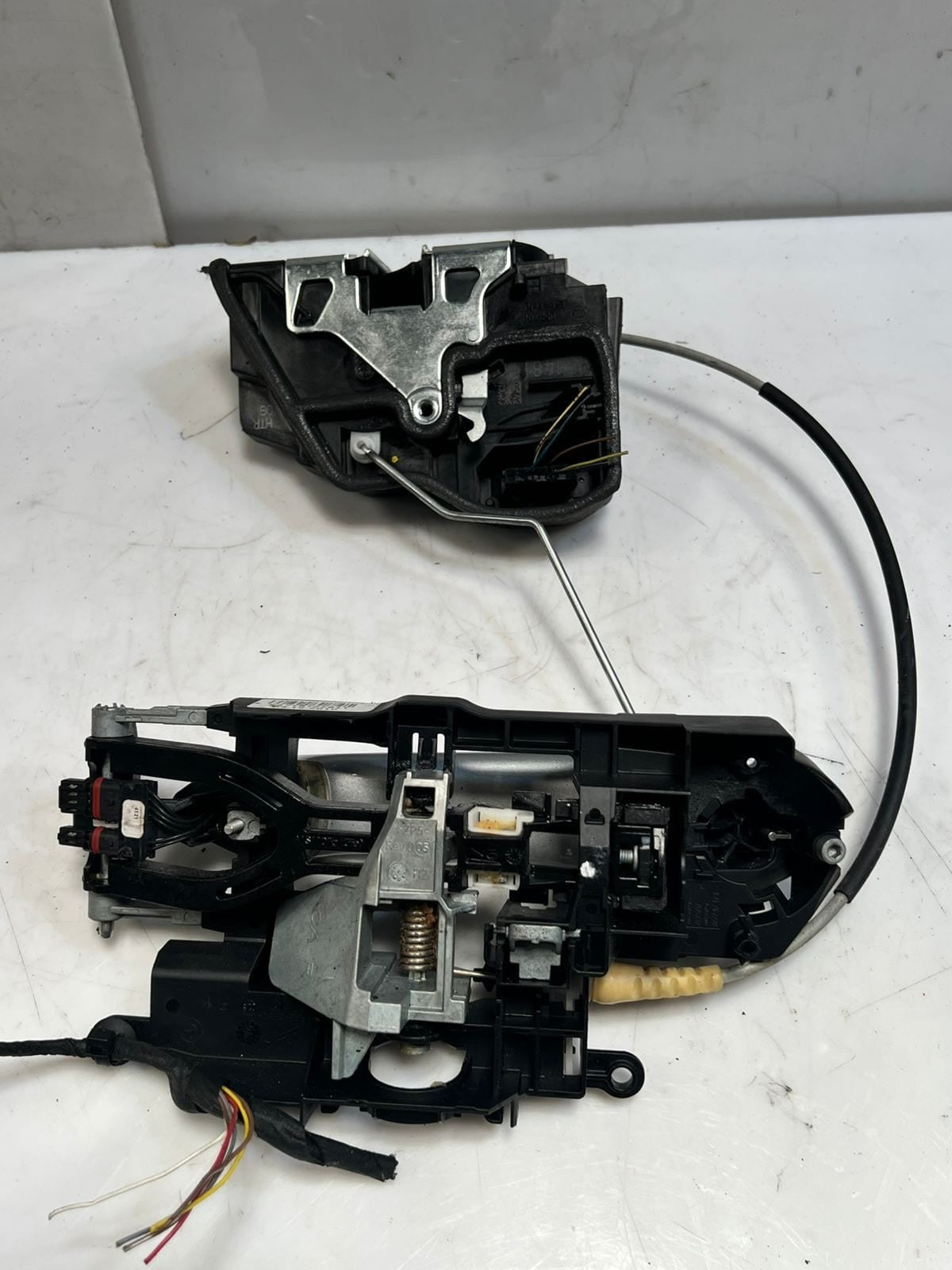 BMW 5 GT Series F10 F07 E60 E66 E70 Rear Right Door Lock Latch Actuator 7202148