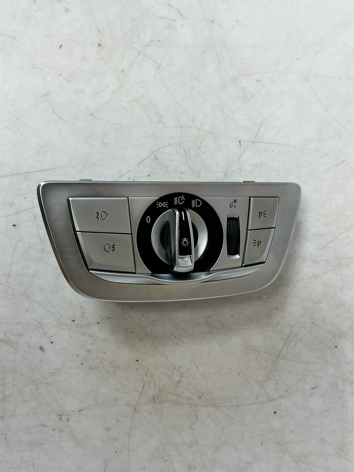 2015 BMW 7 Series G11 G12 Headlight Control Switch CONTROL Unit 9388939 OEM