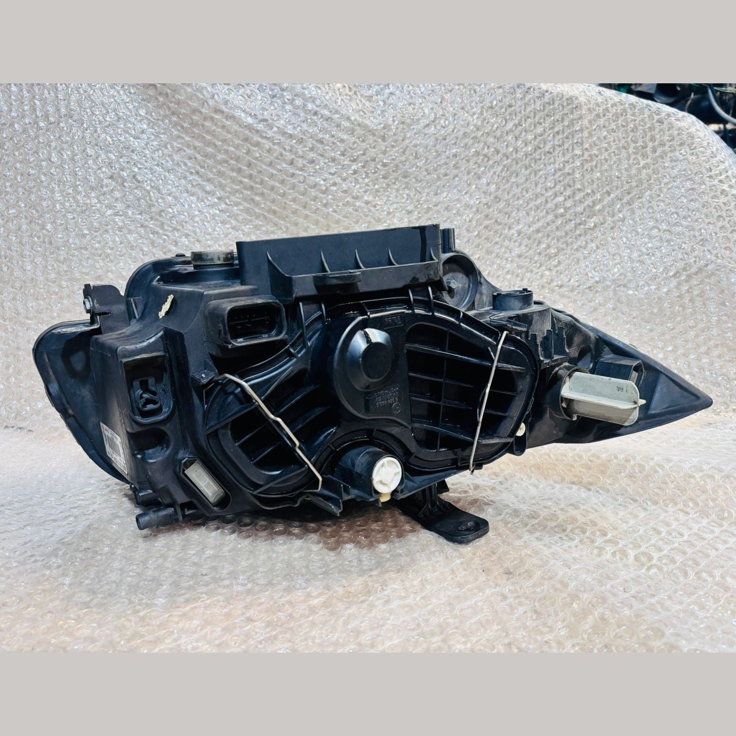 Bmw 1 Series E87 116i 2007 to 2010 Headlamp Headlight LHS QS74  7193389 none xen