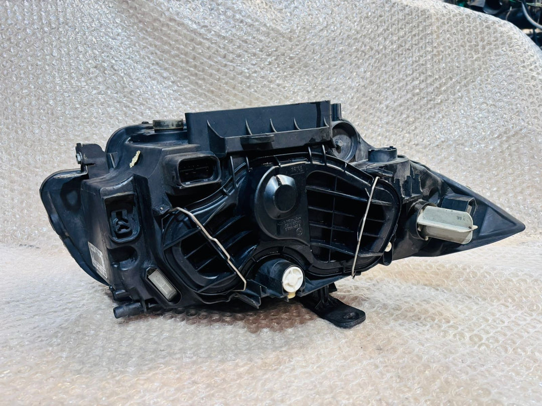 Bmw 1 Series E87 116i 2007 to 2010 Headlamp Headlight LHS QS74  7193389 none xen