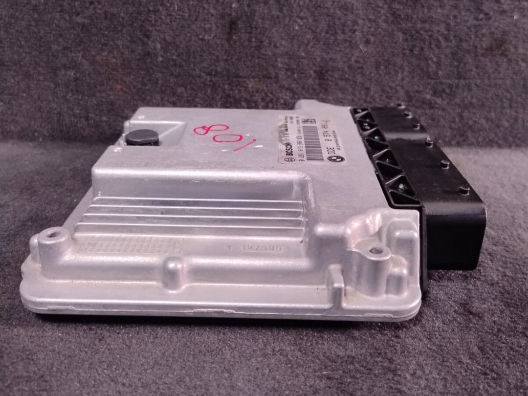 Automatic  BMW F10 F11 520d N47N 184HP Engine Control Unit ONLY  DDE 8574091
