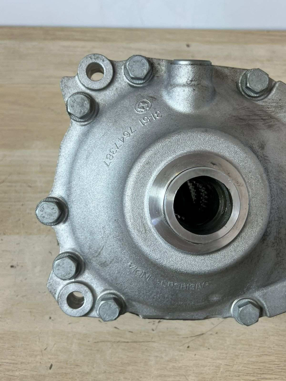 BMW Front Differential 8623110 2.81 ratio for BMW F22 F30 F32 F36 F25 F26 F02