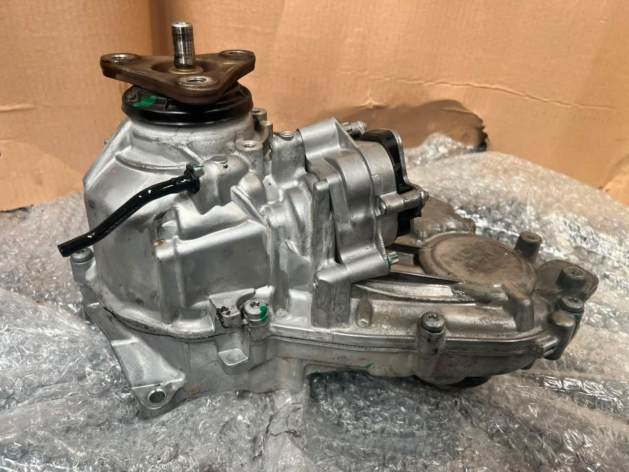 2014-2018 BMW X3 X4 X5 X6 F15 ATC45L DISTRIBUTOR Transfer Case 8623348 OEM